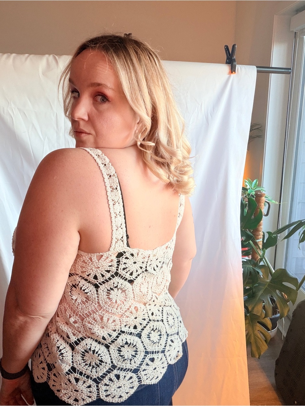 torrid festi Crochet Lace Tank Top - Cream - Picture 4 of 4